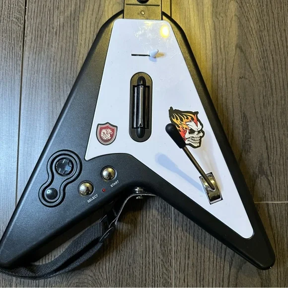 Ant Commandos TAC Flying V Wireless Guitar Hero PS2 DRV-WL-BLKV3 No Dongle UnTsd - Picture 3 of 8